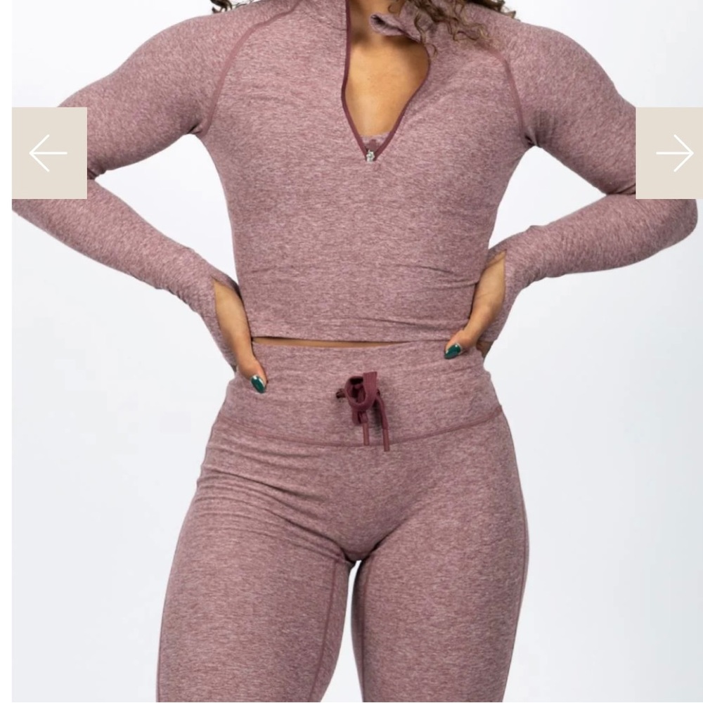 Set. Paragon fitwear jeggings / leggings and top set